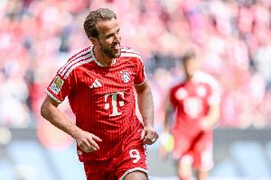 罗马诺：拜仁从未考虑过让凯恩离开，巴萨正专注于完全不同的人选