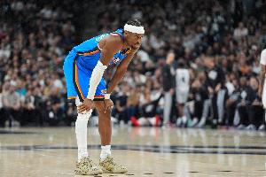 罚球17中16！亚历山大7个运动战进球砍下30+ 西决历史首人